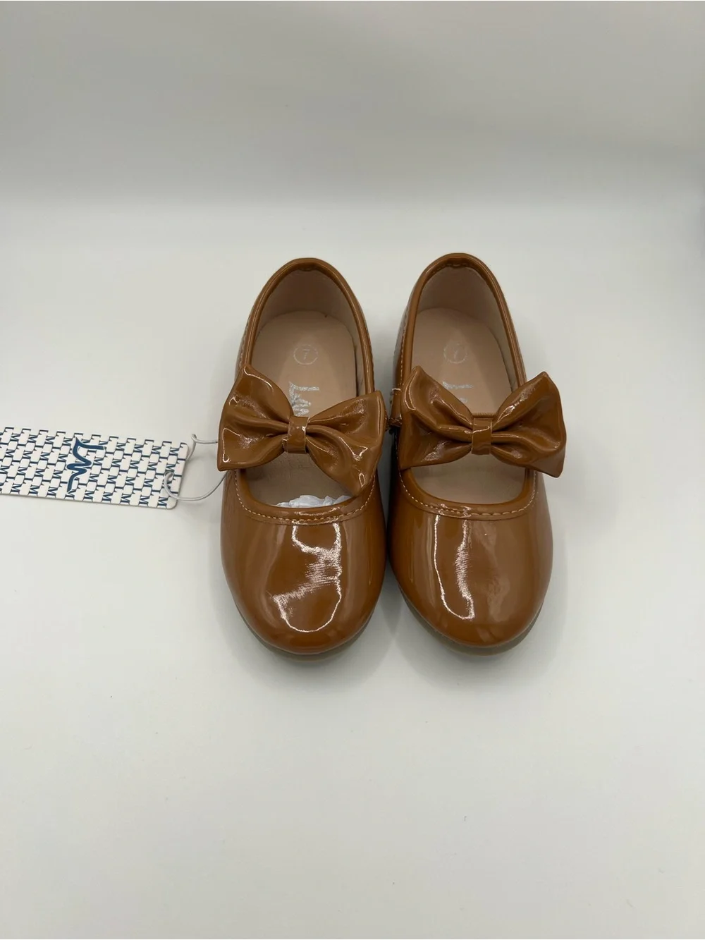 LM shiny tan